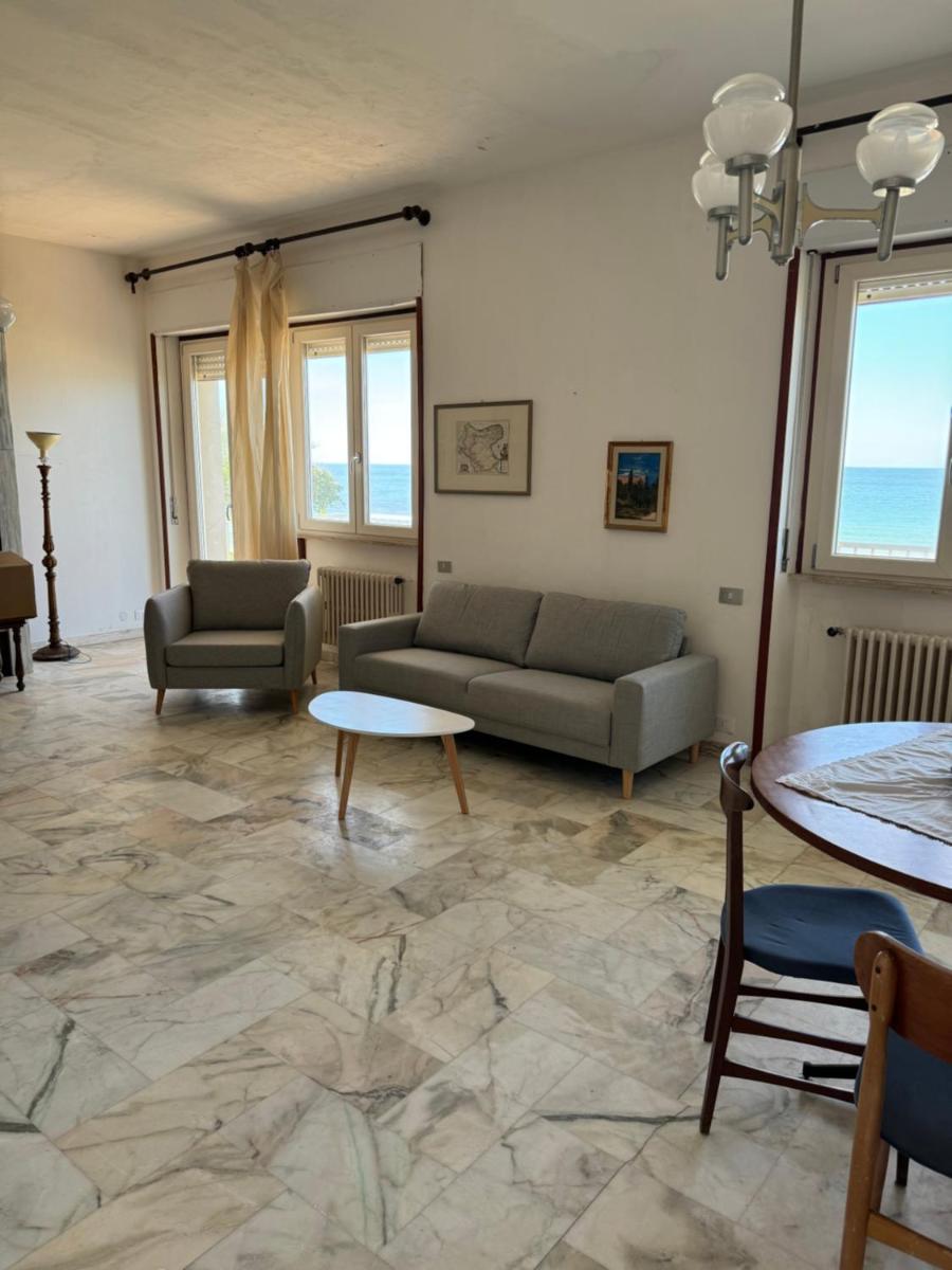 Villa indipendente sul mare - Housity