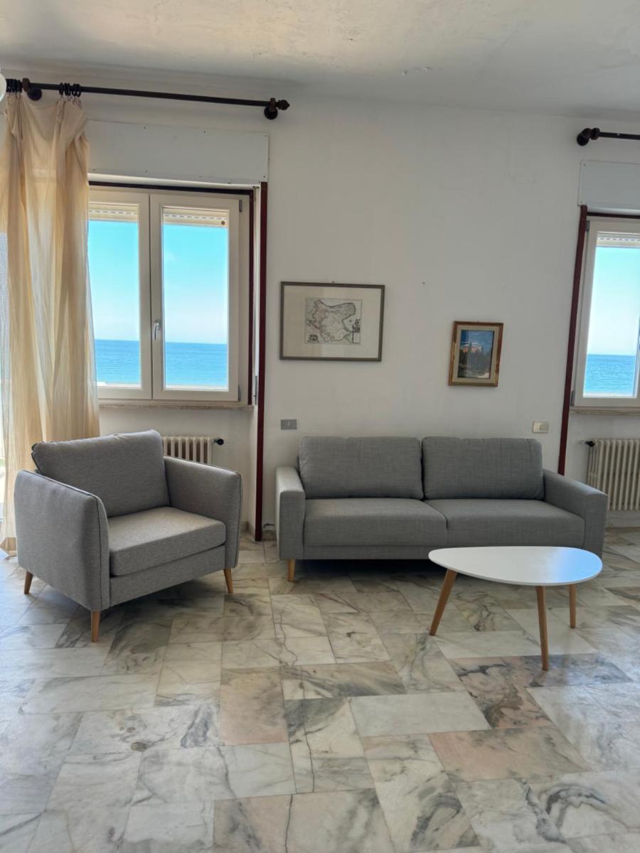 Villa indipendente sul mare - Housity