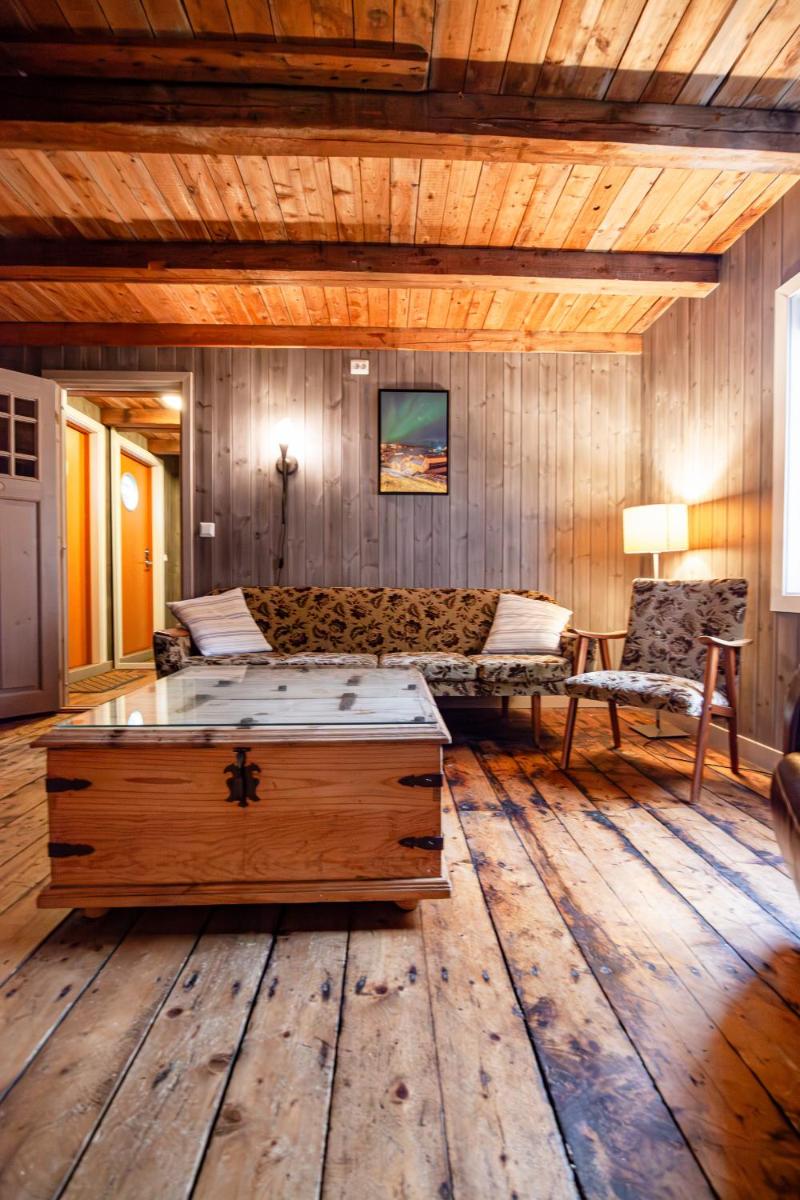 Tind seaside cabins - Housity