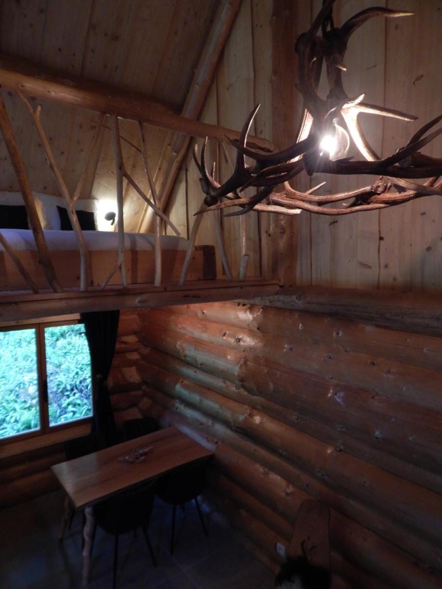 Chalet en rondins de bois, Pyrenees Emotions - Housity