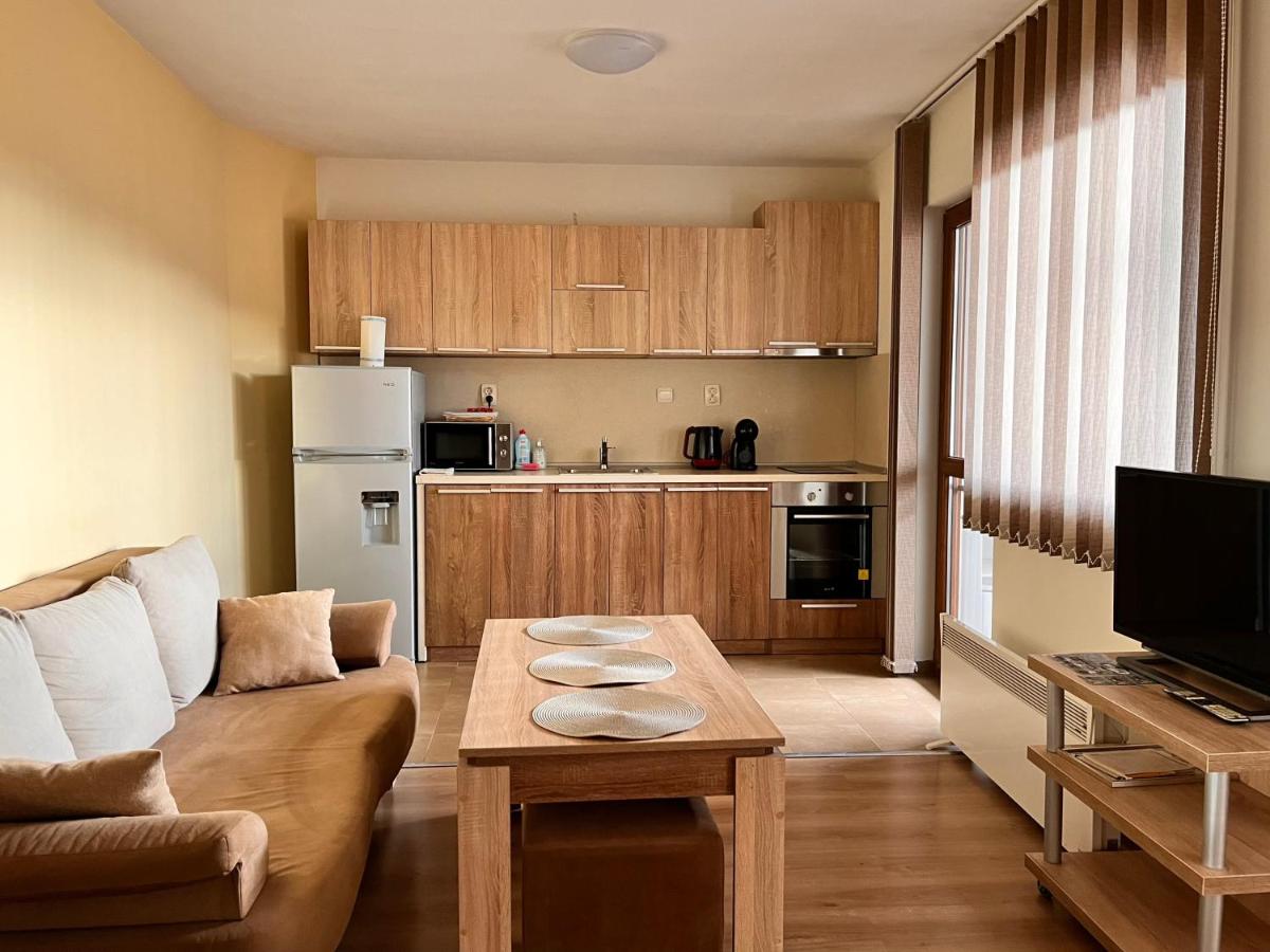 Studio Paradise - Housity