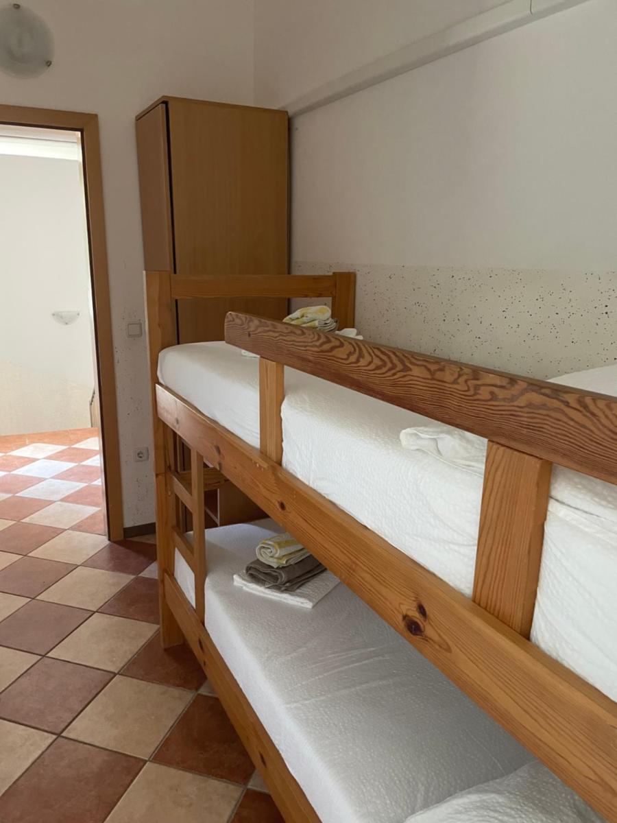 Apartments Pag-Travel - Housity