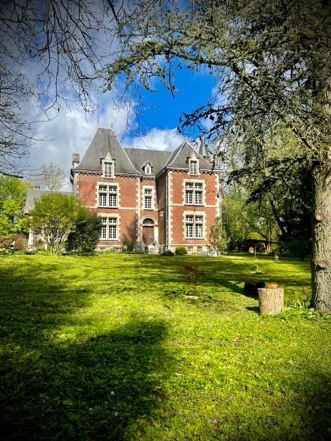 Domaine de la Croix de Saint Lambert - Housity