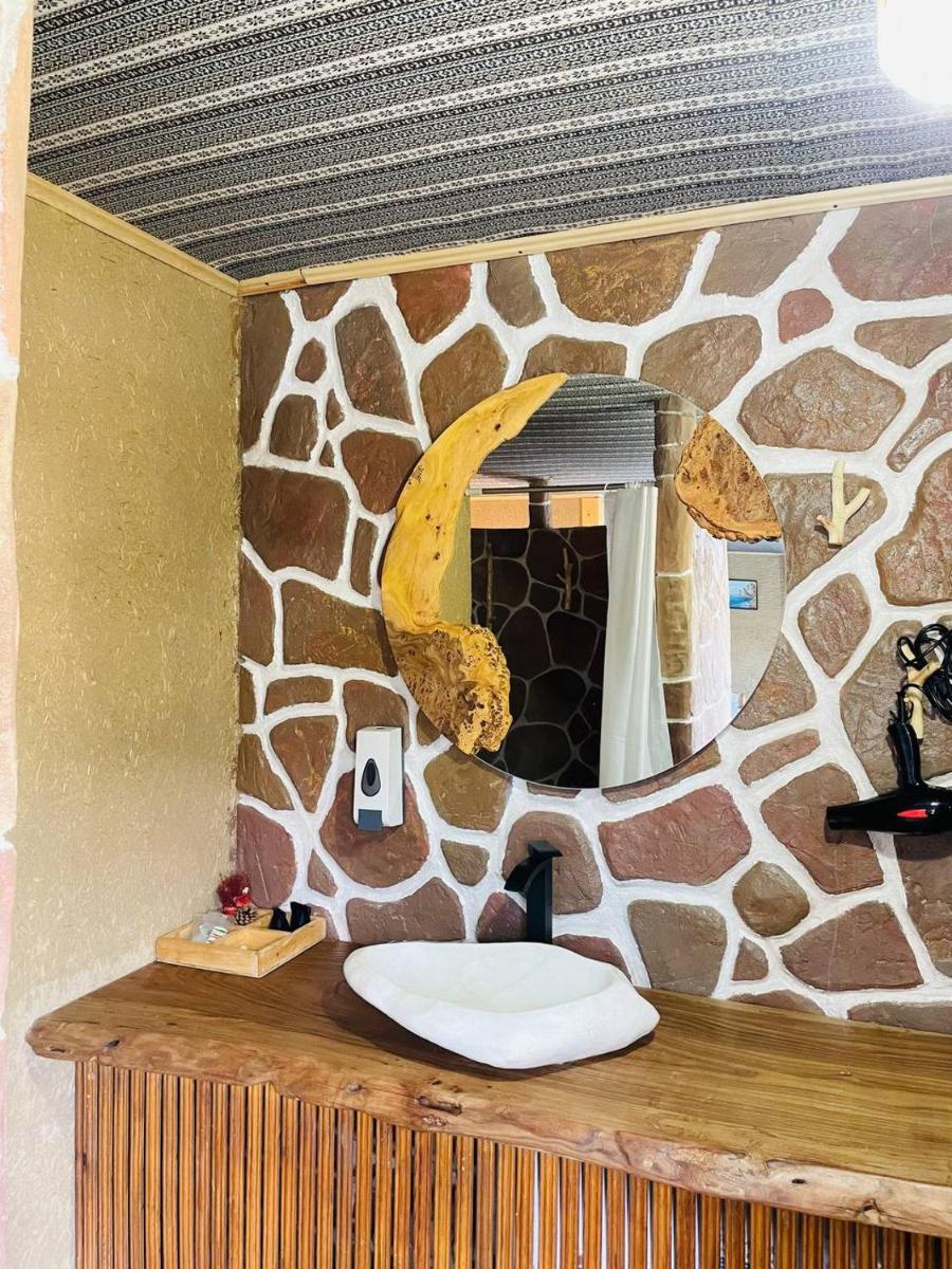 Amirhan Guest house - Housity