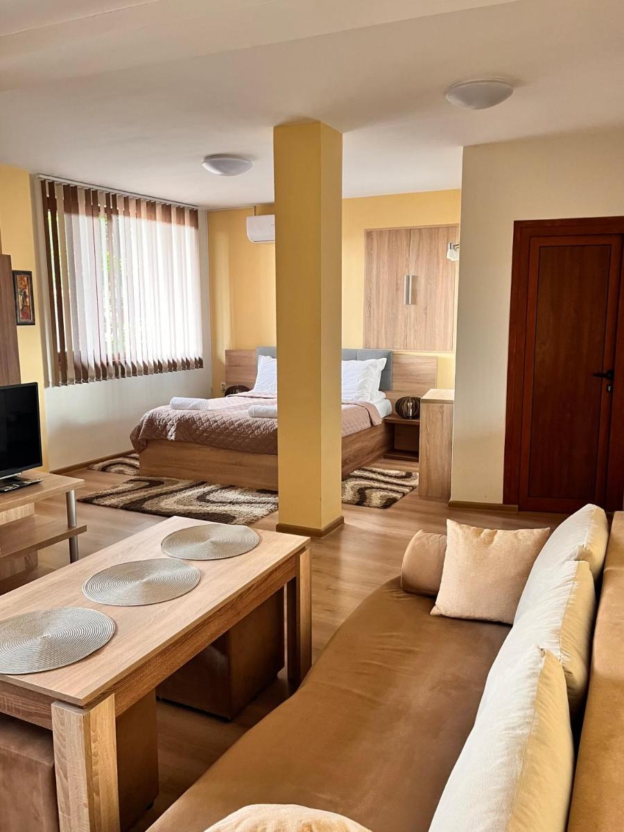 Studio Paradise - Housity