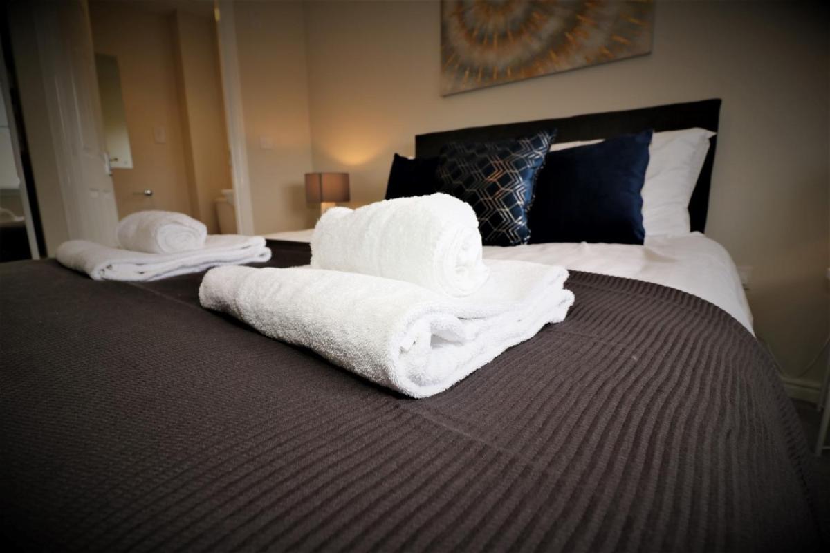 Signature - Morrison House - Housity