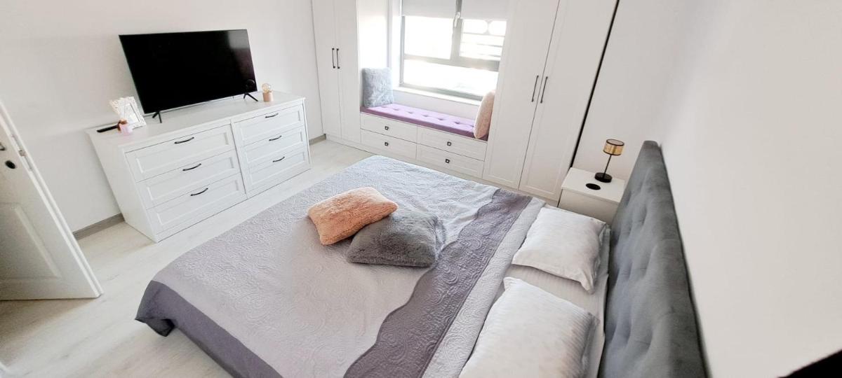 City View Apartament - Housity