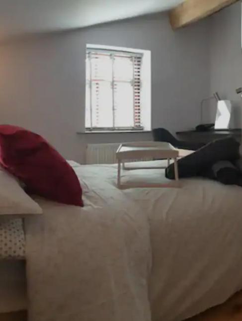 Sparks - Turnbridge Guest House - Housity