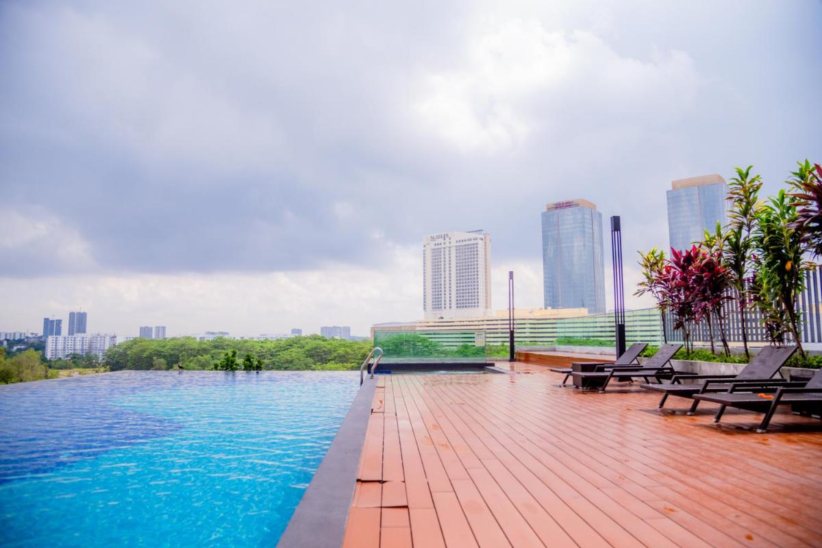 Suitetrails - JB Mosaic Southkey 2BR 6 pax Cozy Home