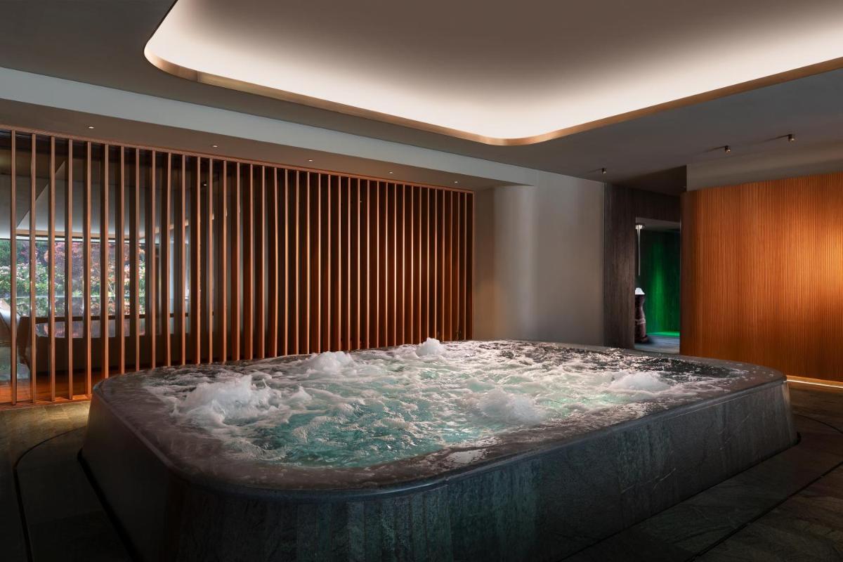Sheraton Lake Como Hotel - Hizvo