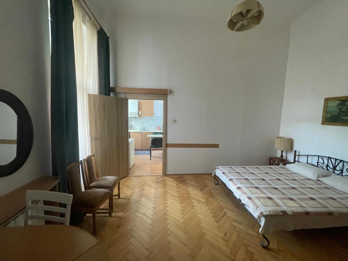 Guest rooms - Housity