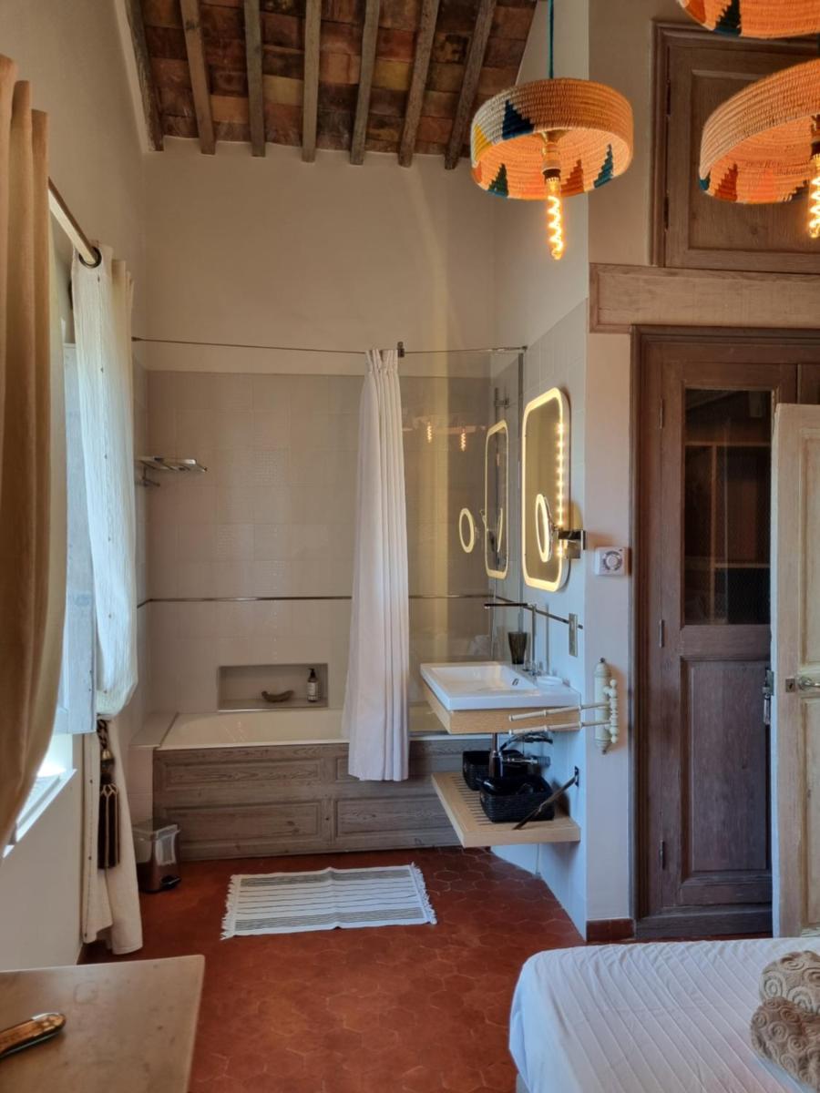 Mas de la Petite Jeanne - Housity