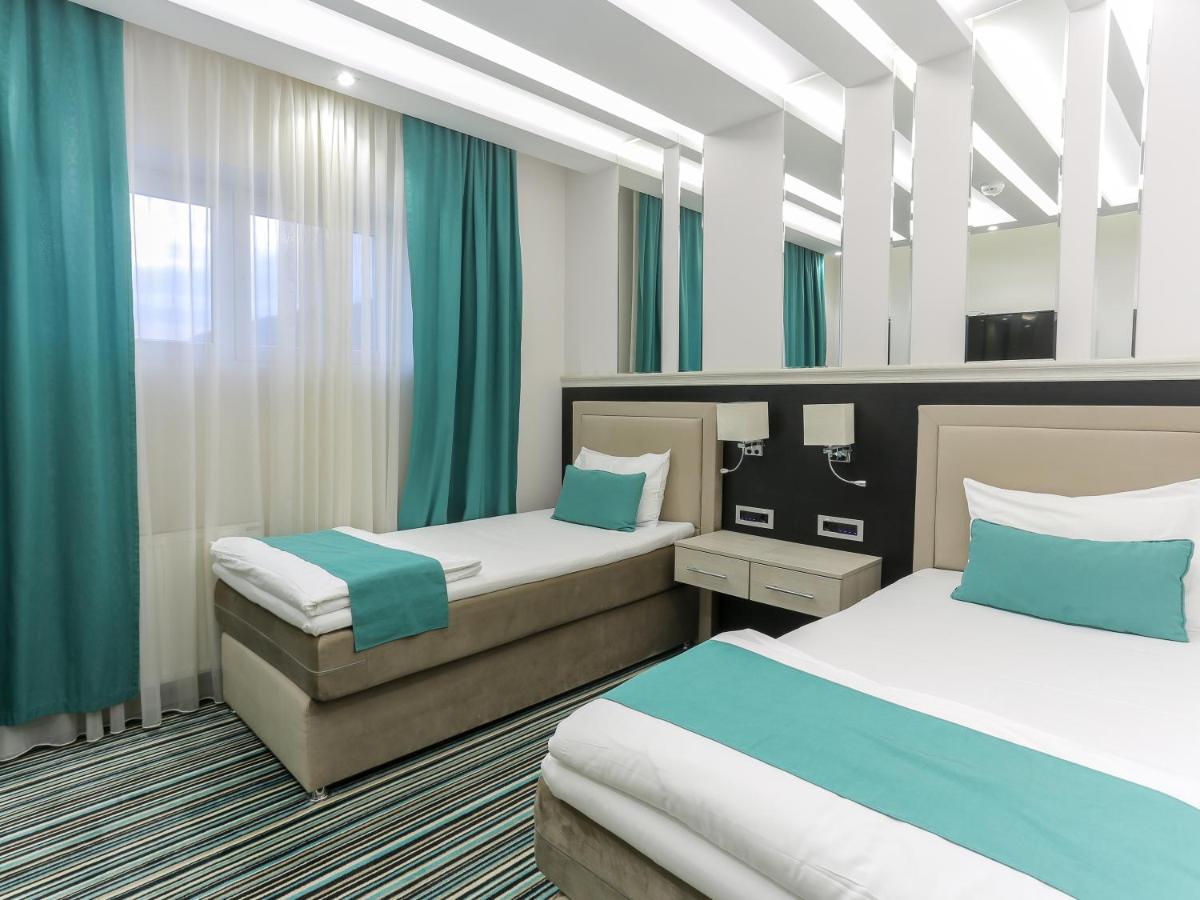Hotel Prezident - Housity