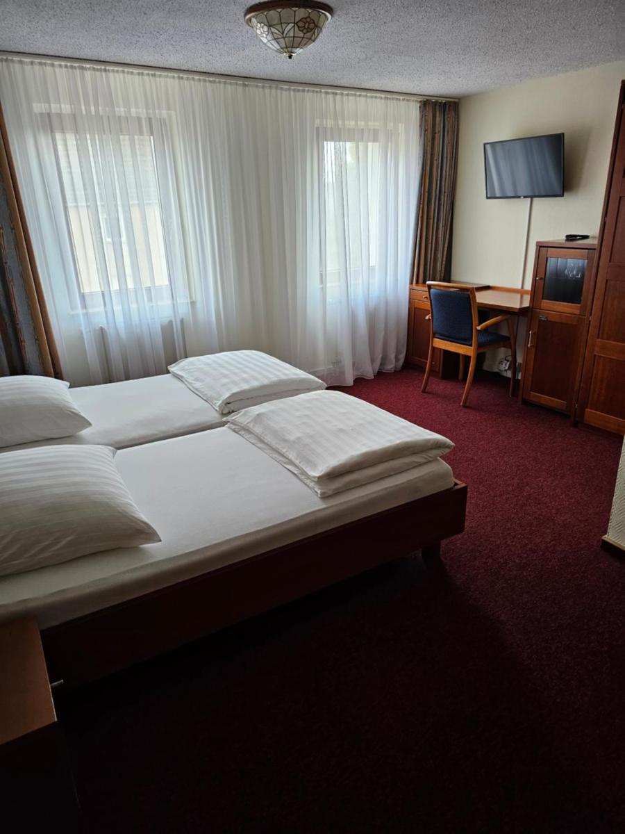 Hotel Landgasthof Pressel - Housity