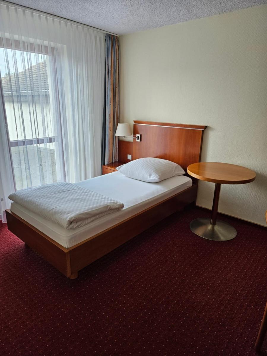 Hotel Landgasthof Pressel - Housity
