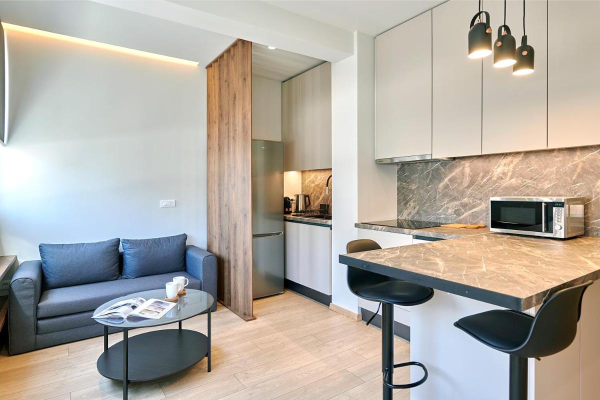 City-Center Apartment in Vibrant Monastiraki, Athens - Housity