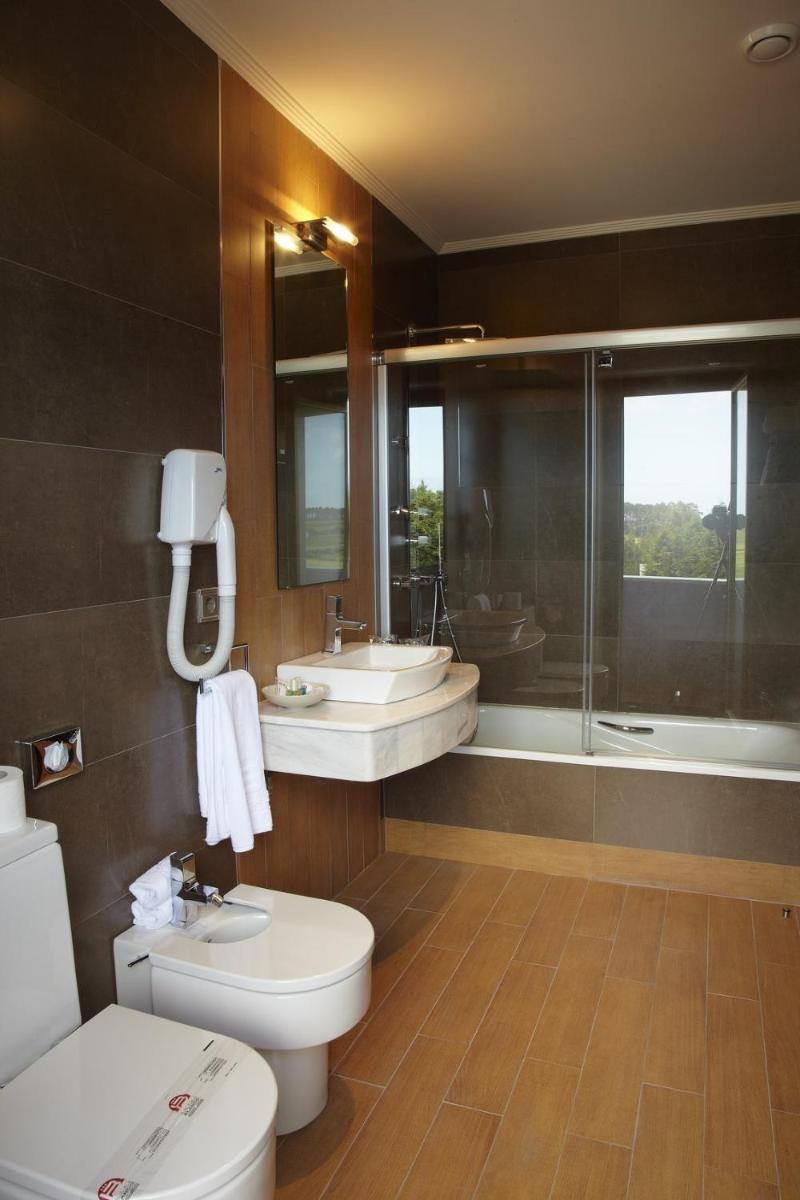 Un baño de Blanco Hotel Spa