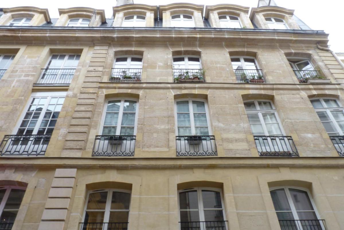 Suitetrails - Magnifique Appartement dans Hôtel Particulier Monument Historique