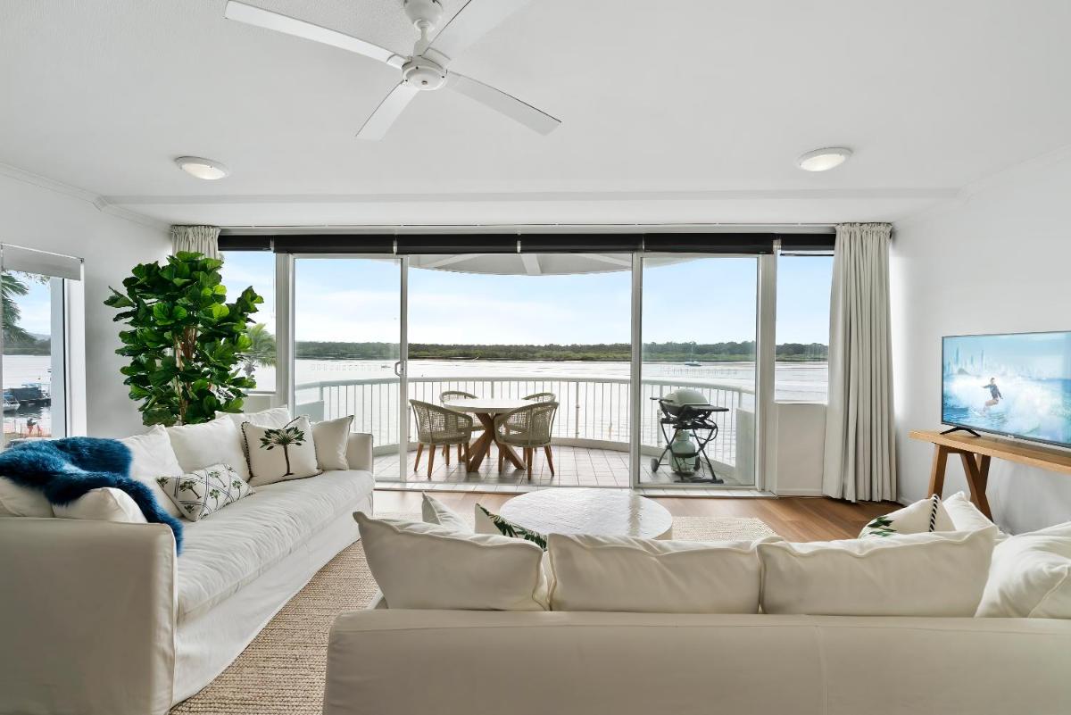 HOWARD ST Panoramic River and Ocean Views - Penthouse -Rooftop - Housity