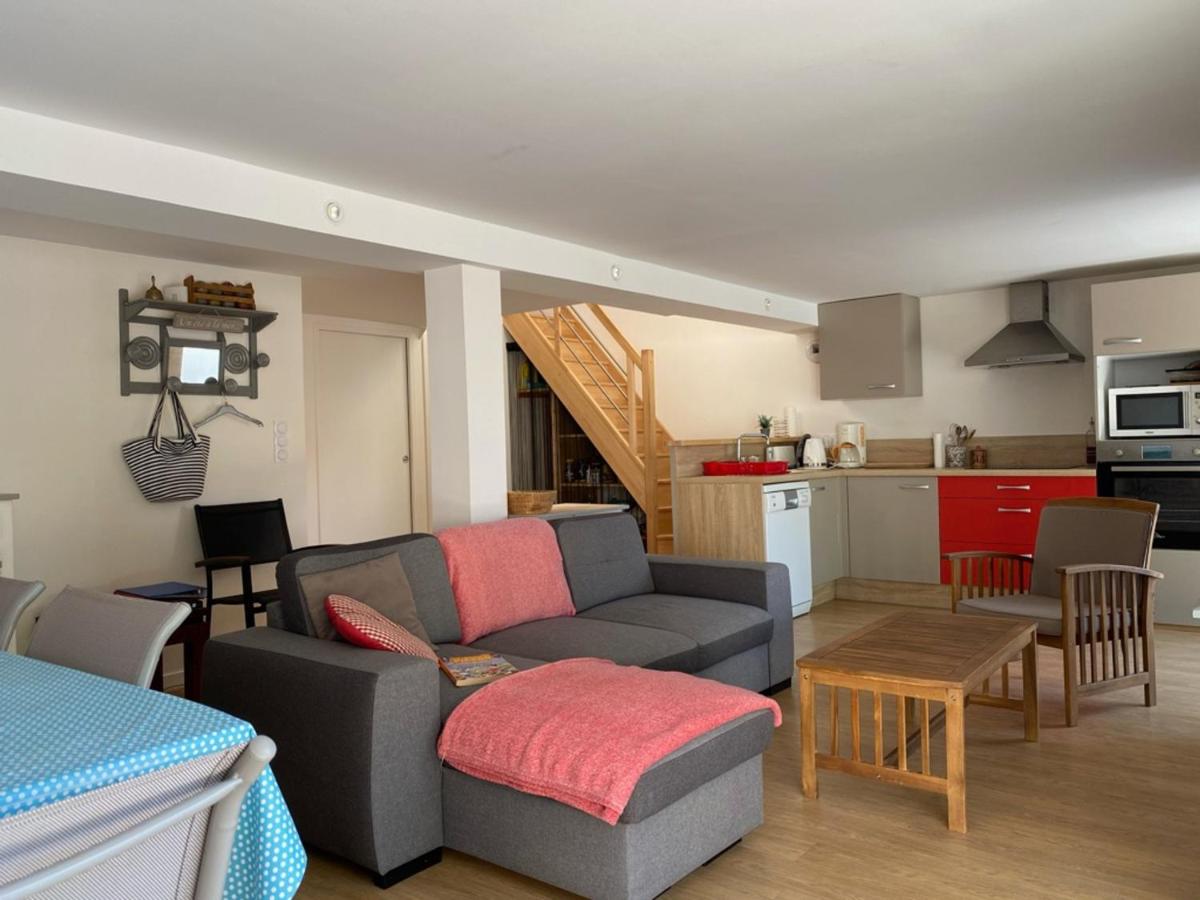 Maison indépendante avec jardin, piscine privée chauffée et Wi-Fi, près de la mer à Jard-sur-Mer - FR-1-336-115 - Housity