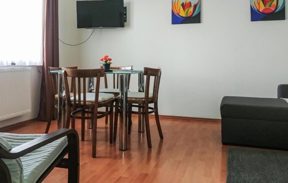Nice Apartment In Grabrovnik With Sauna - Housity