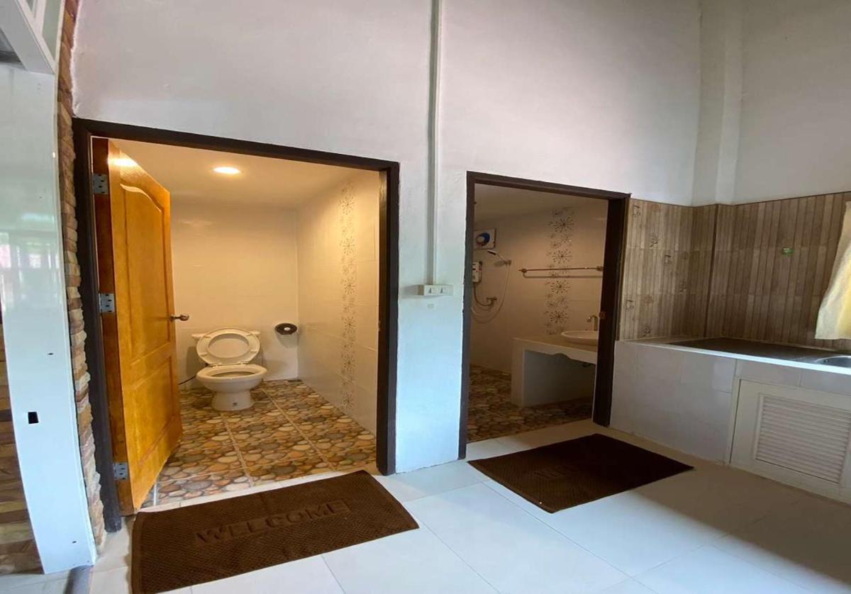 Phalaburi resort by dreamhouse - Housity