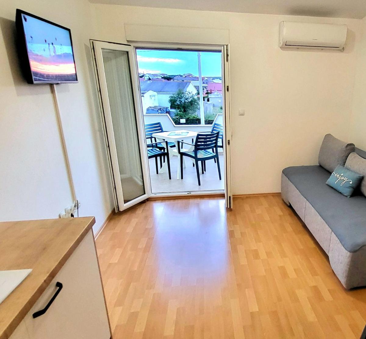 Apartmani Marella Ražanac - Housity