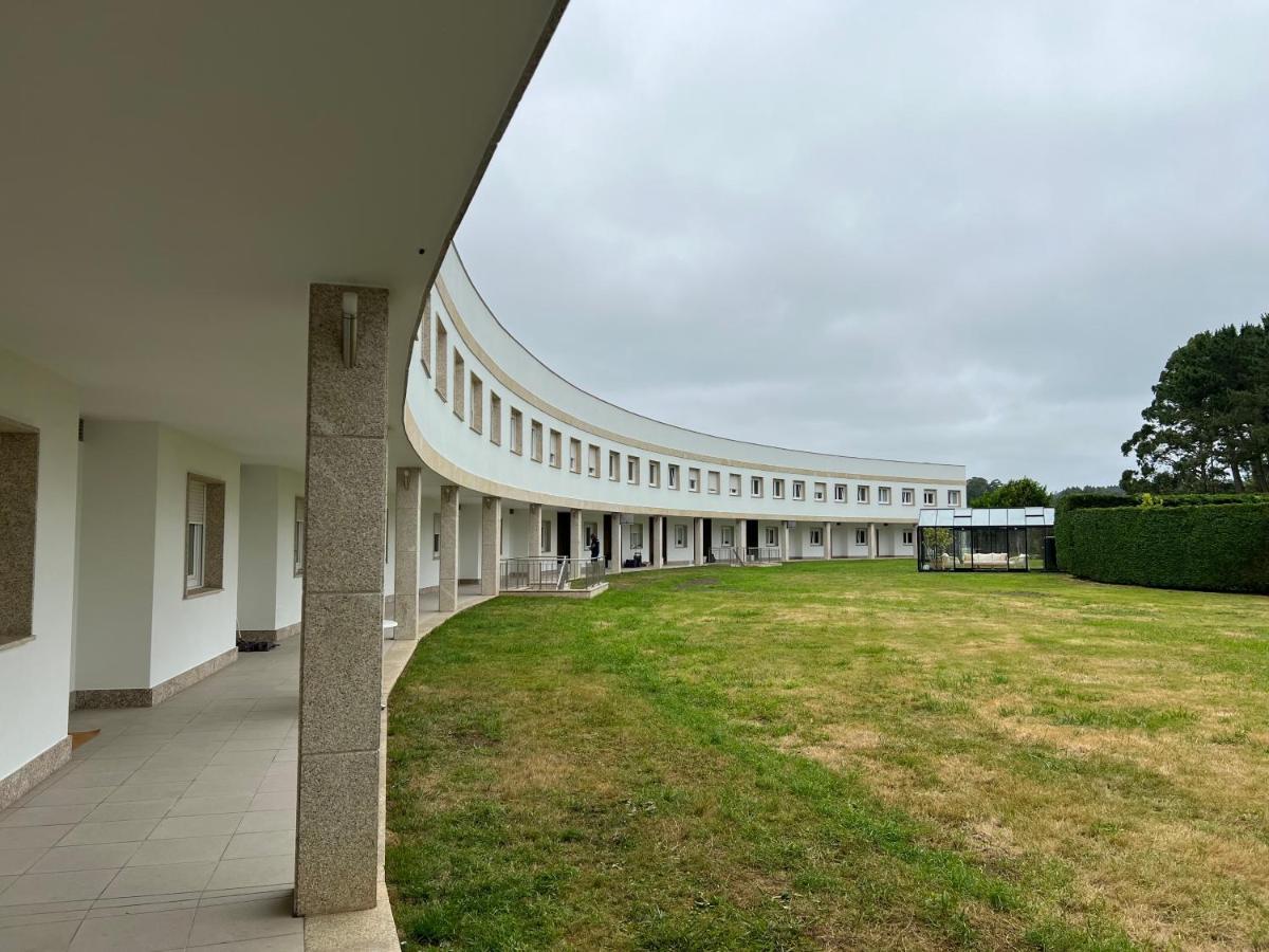 Jardín al aire libre en Porto Cabana by Miramar Stays
