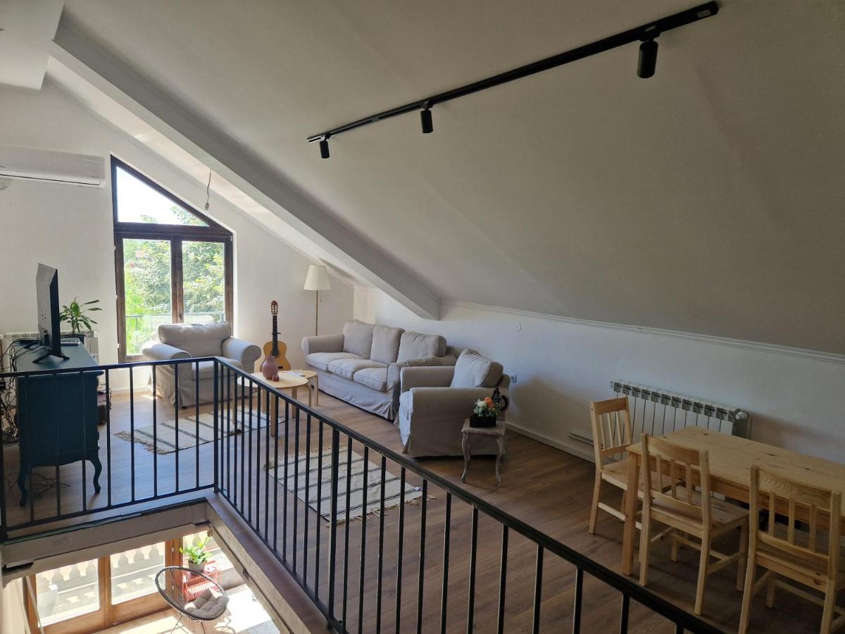 Che Private Rooms Banovci - Housity