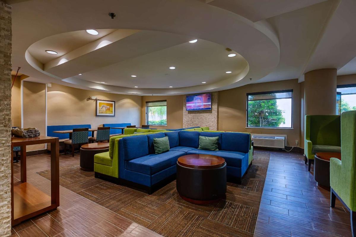 Comfort Inn Shepherdsville - Louisville South - Housity