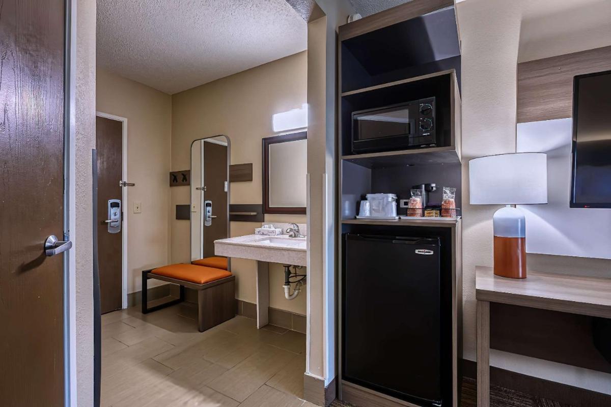Comfort Inn Shepherdsville - Louisville South - Housity