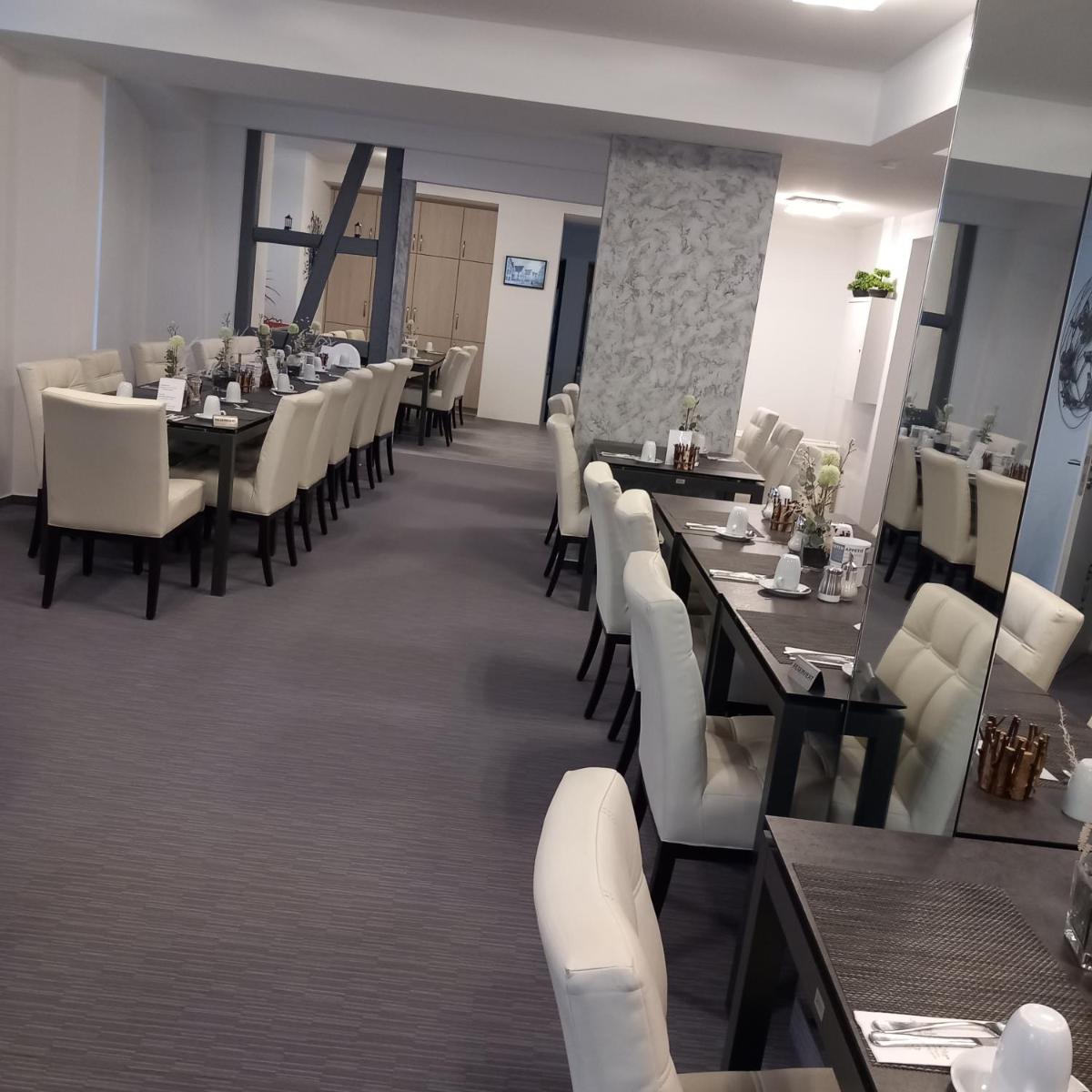 Hotel Traube - Housity