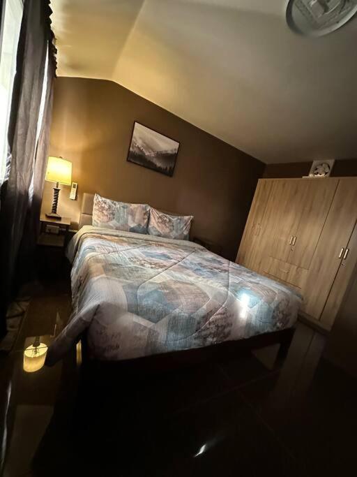 Spacious 2-storey Home with Modern Amenities - Housity