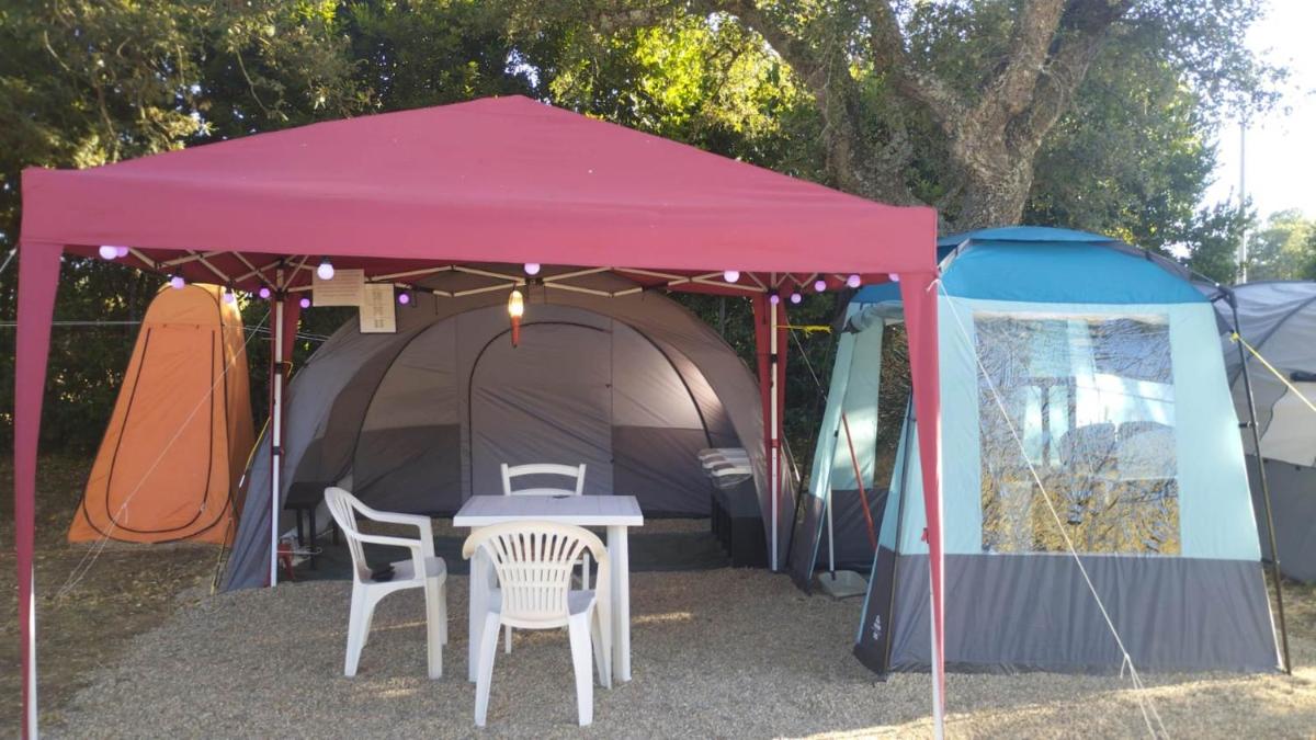 Nuraghe Ruiu Villaggio Tende Attrezzate - Housity