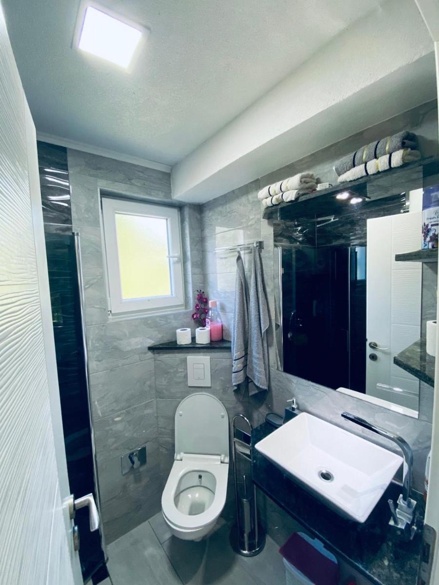 Vila Dolina Izvora - Housity