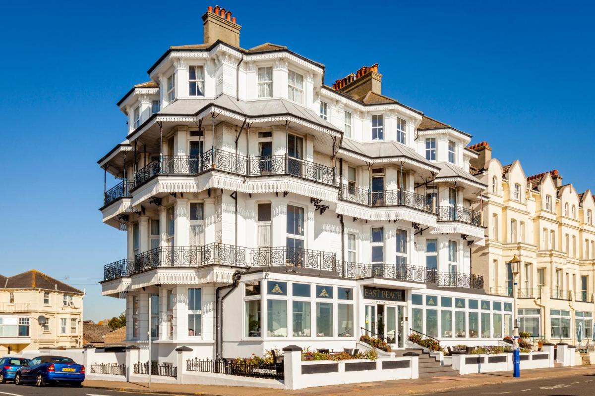 East Beach Hotel - Housity