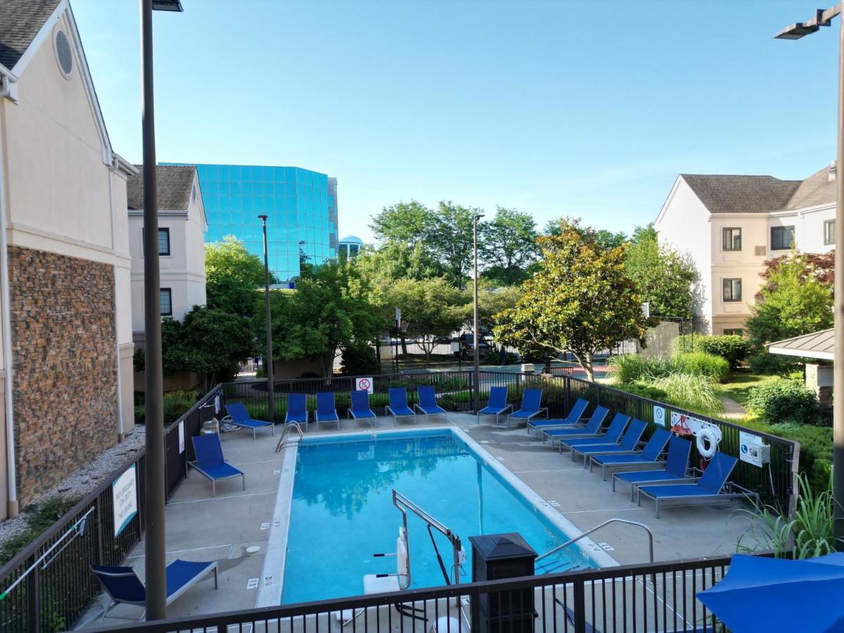 Staybridge Suites Columbia - Baltimore, an IHG Hotel - Housity