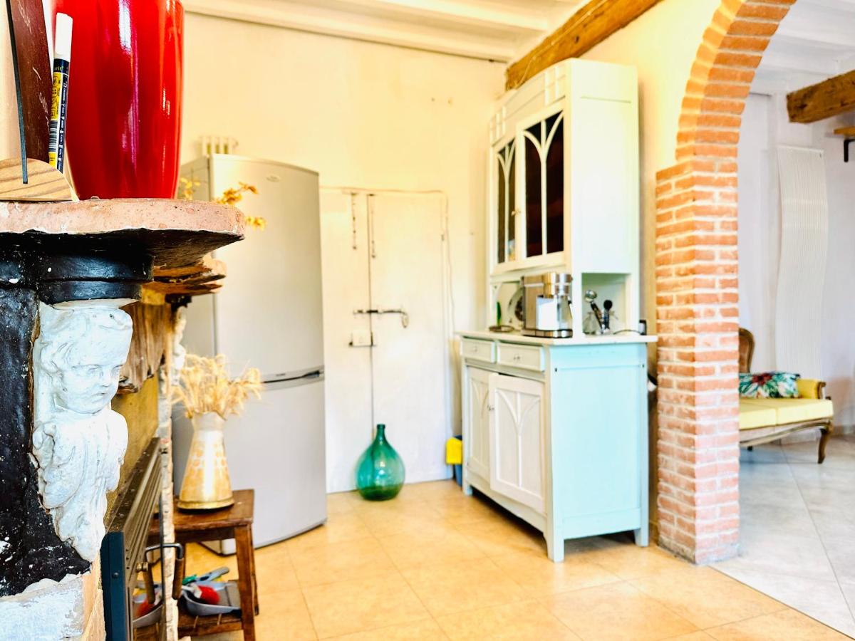 Cento Giorni dall'Artista - Housity