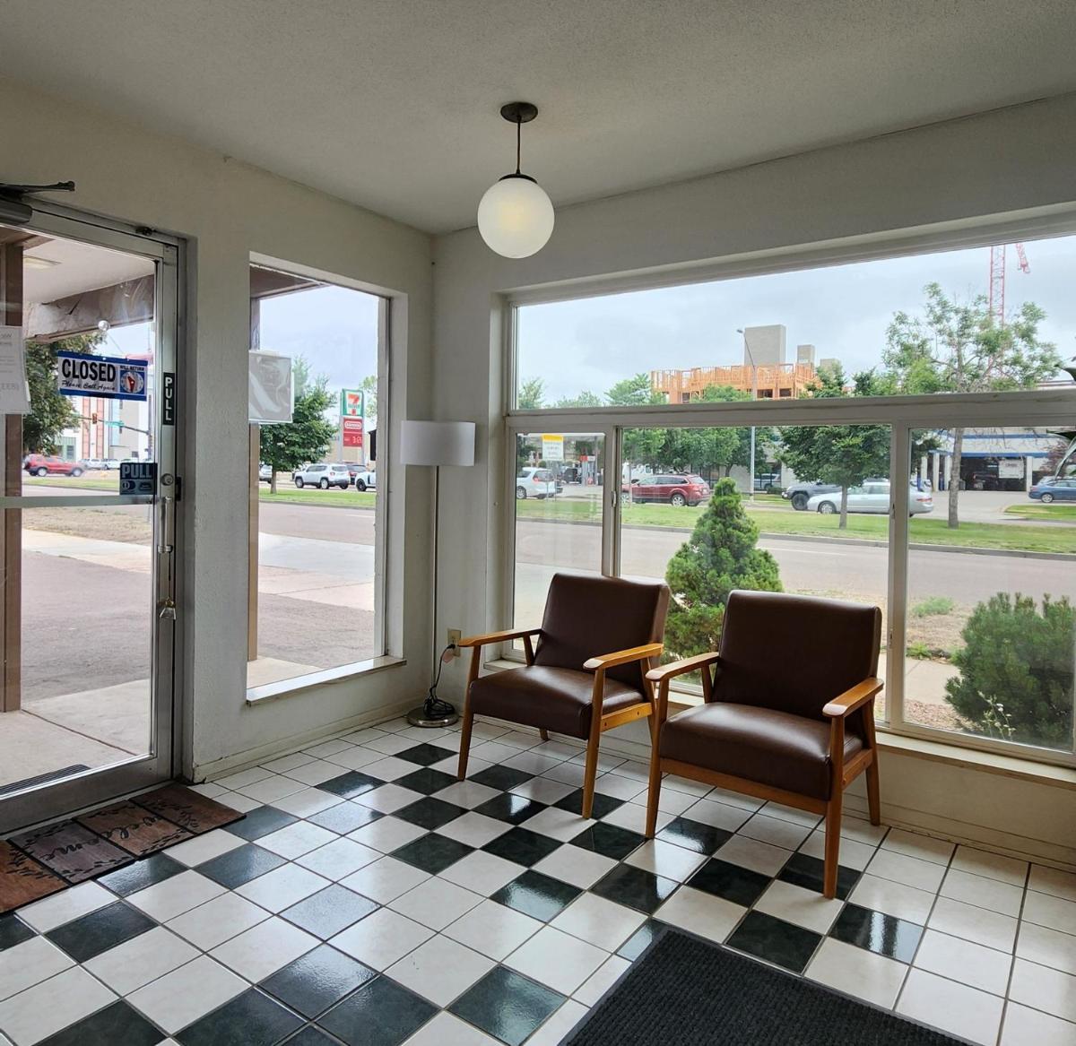 Nevada Flats Hotel - Housity