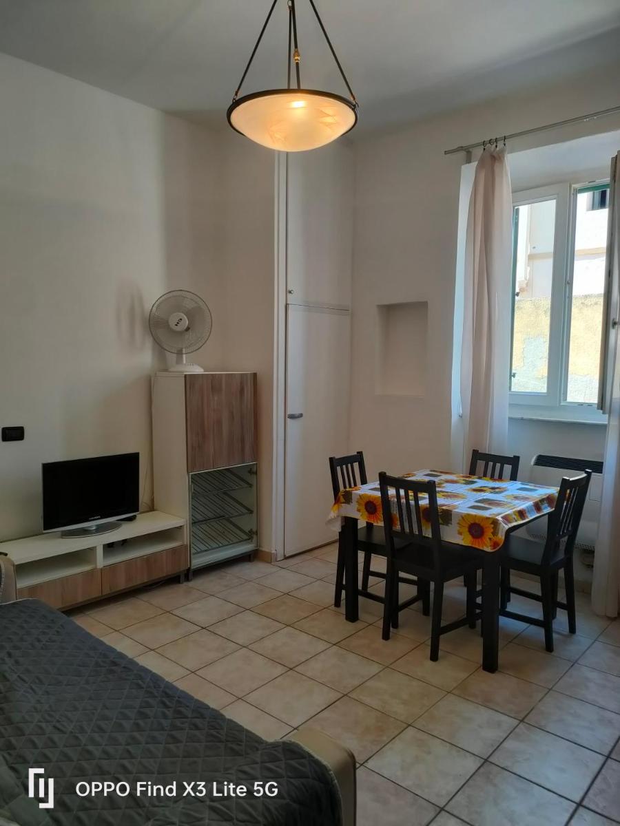 Casa vicino agli imbarchi con parcheggio privato - Hizvo