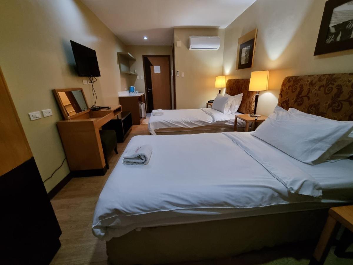 One Tagaytay Place Private Residences - Housity