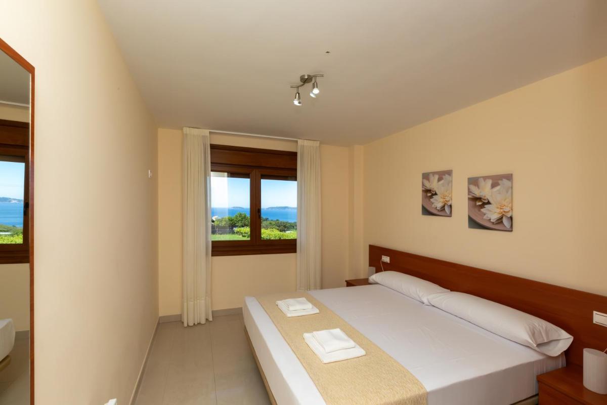 Apartamentos Eira Do Mar Sanxenxo - Housity