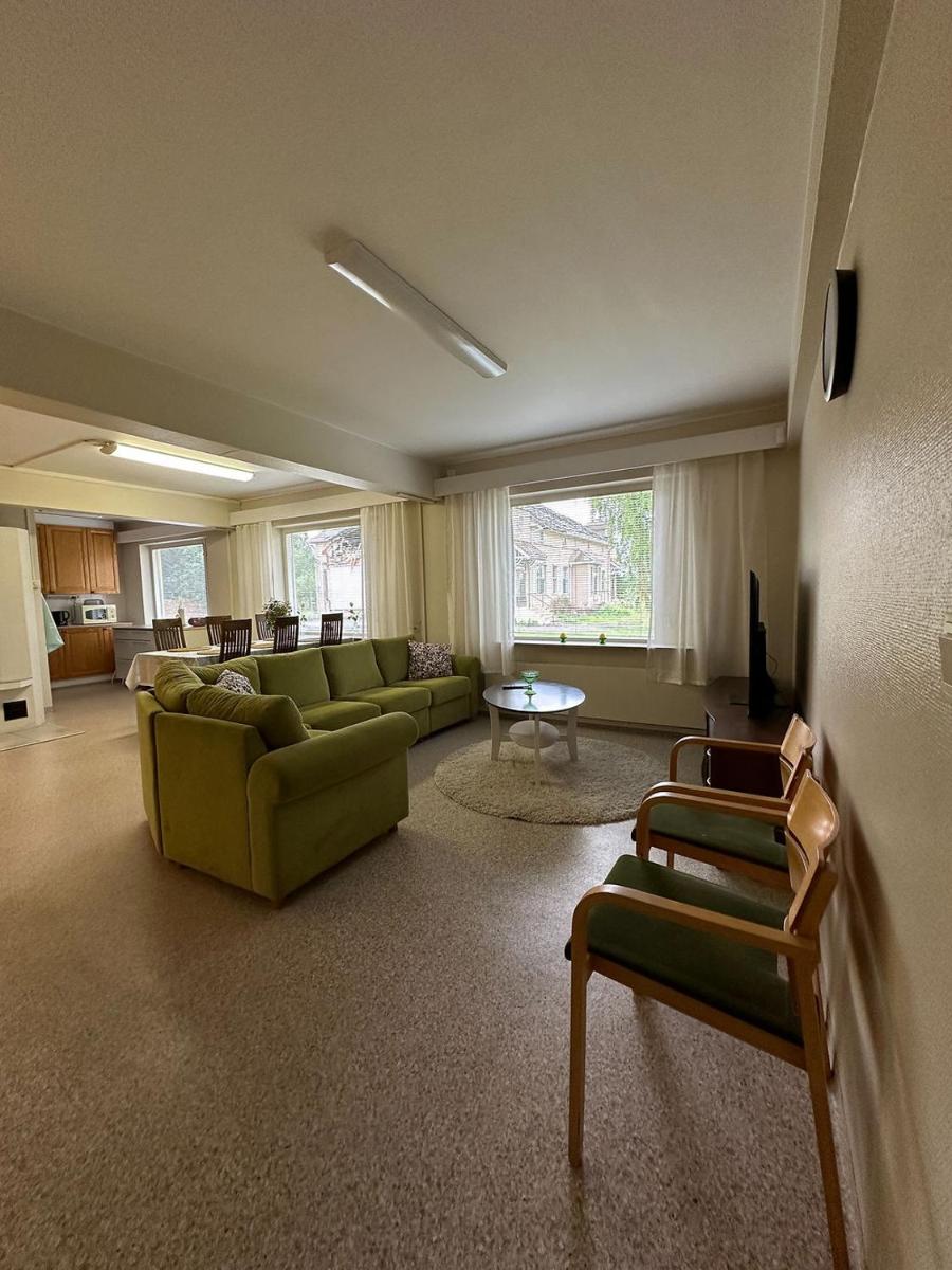 Lepopaikka Lokinpesä, Majoitus ja Camping - Housity