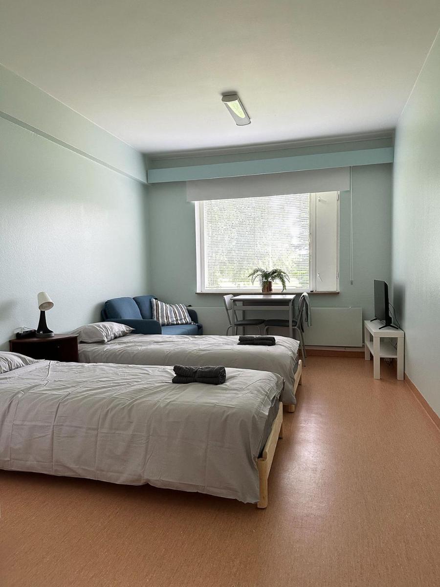 Lepopaikka Lokinpesä, Majoitus ja Camping - Housity