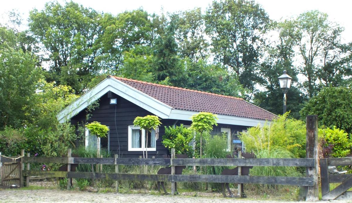 Nuver Plekkie - Housity