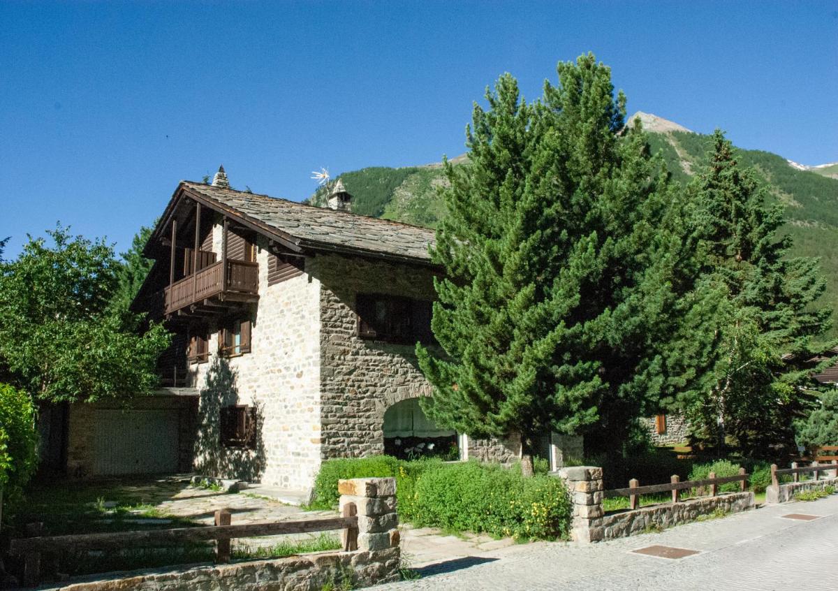 Il Pino Cembro - Housity