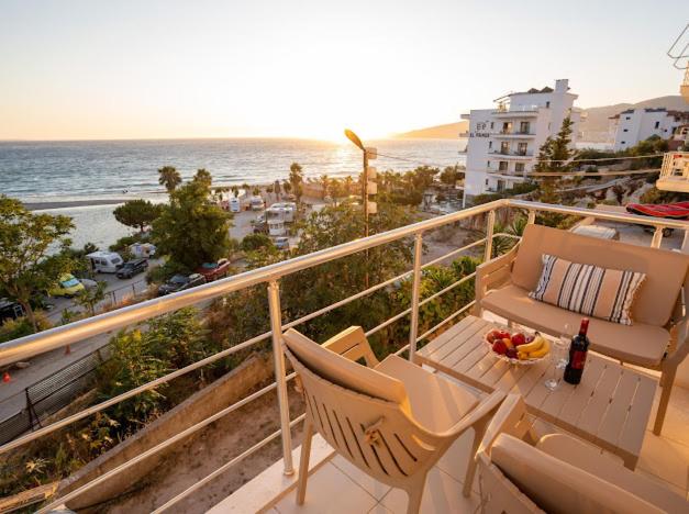Sunset Apartment 11 - Housity