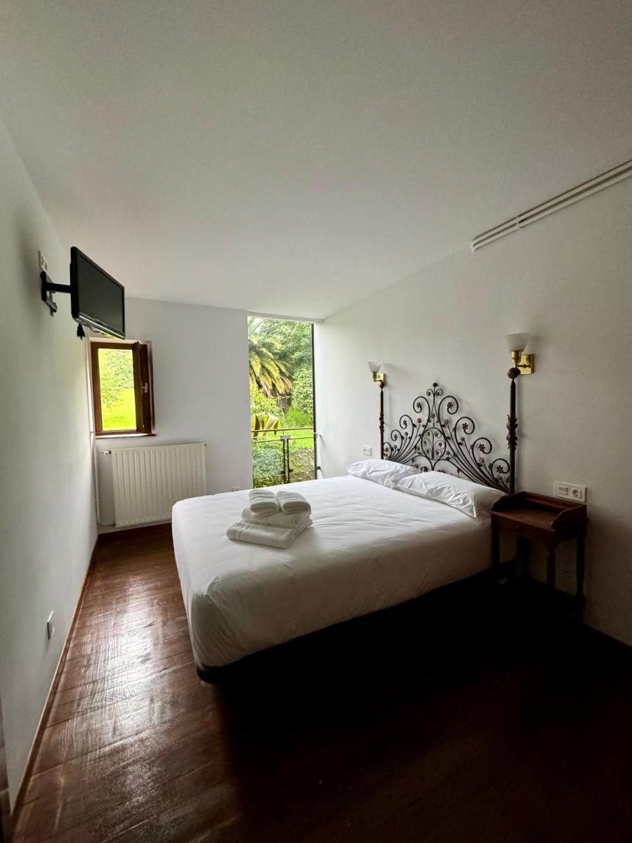 Hotel Castillo Valdés Salas - Housity