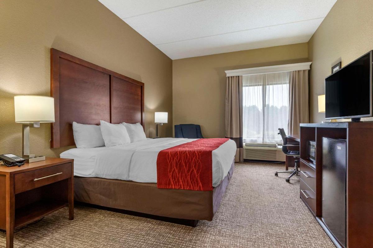 Comfort Inn & Suites Mocksville I-40 - Housity
