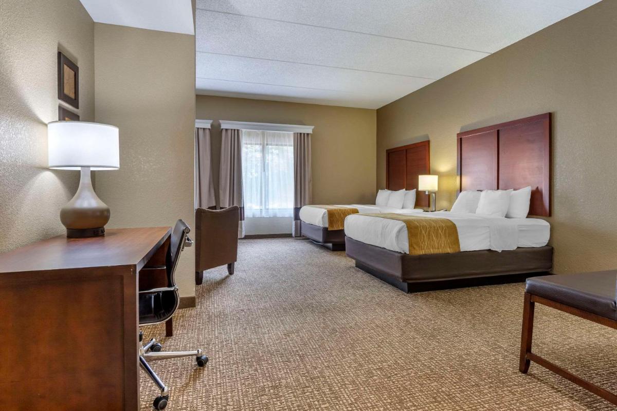 Comfort Inn & Suites Mocksville I-40 - Housity